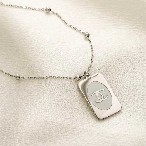 Stainless Steel Brand Necklace-YWA231228-P10WTEQ (1)