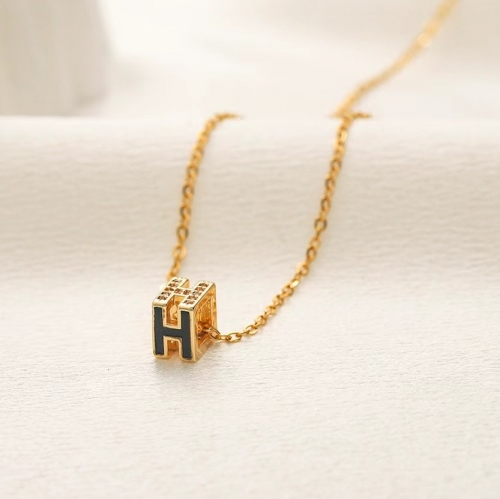 Copper Alloy Brand Necklace-YWA240416-P9B56T (2)