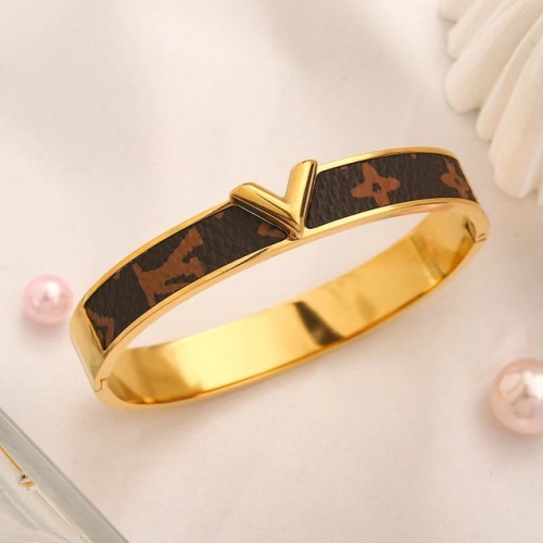 Stainless Steel Brand Bangle-YWA240416-P16VWE (2)