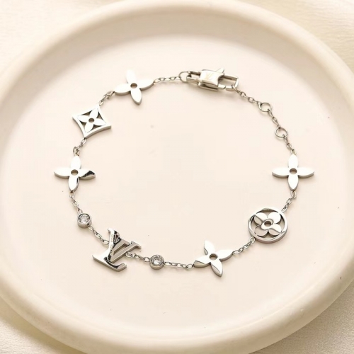 Stainless Steel Brand Bracelet-YWA240808-P14VWTT (2)