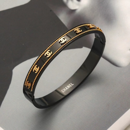 Stainless Steel Brand Bangle-YWA240808-P17VREC