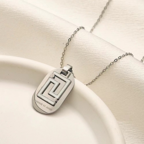 Stainless Steel Brand Necklace-YWA240808-P10OYTT (2)