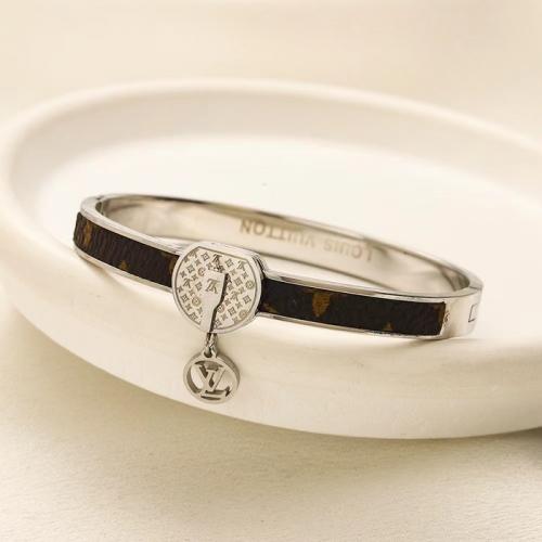 Stainless Steel Brand Bangle-YWA240808-P19KLOZ (1)