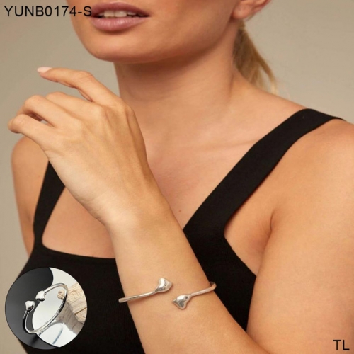 Stainless Steel Uno de *50 Bangle-SN241122-YUNB0174-S-19.7