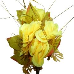 BOUQUET OF ROSE BLOOMS Gold Reeds