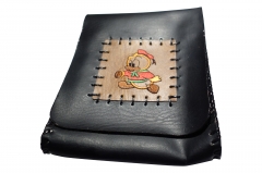 SHOULDER PATCH STYLE PURSE