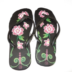 THONGS WITH FLOWER PRINT