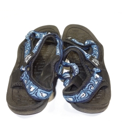 BEACH SANDALS WITH RUBBER SOLE