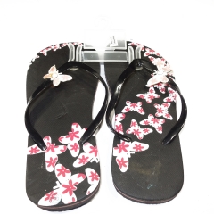 THONGS WITH FLOWER PRINT