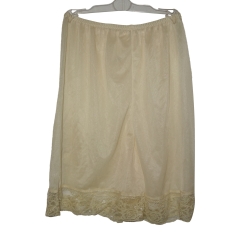 UNDERSKIRT 100% POLYESTOR CREAM YELLOW  WITH LACE BORDER SIZES FROM S M L  XL