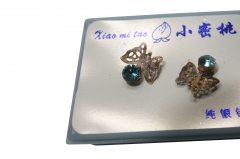 RHODIUME STUDS WITH COL STONE INSETS IN PVC GIFT BOX