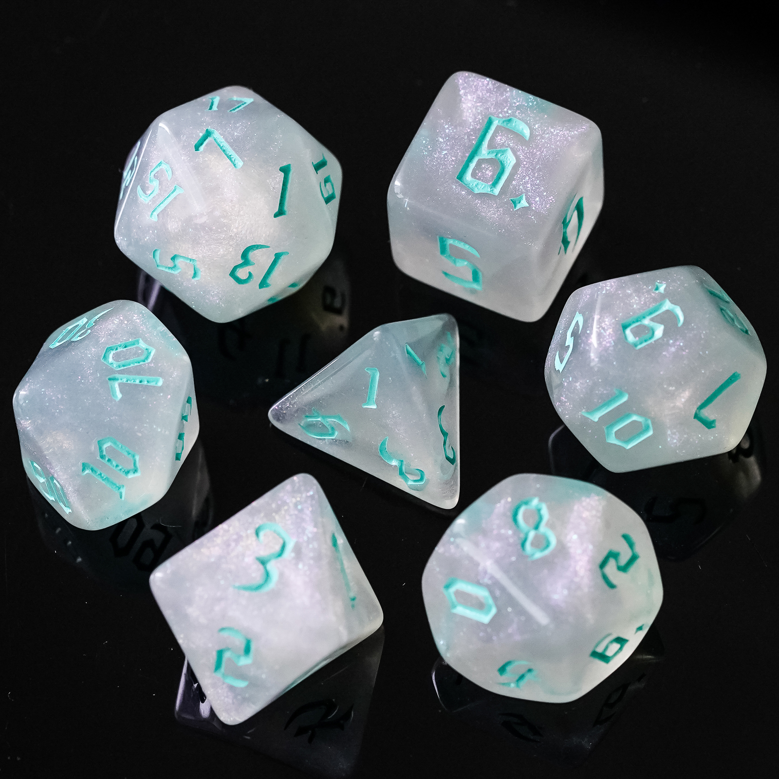 Transparent Glitter Acrylic Dice Set With Bag