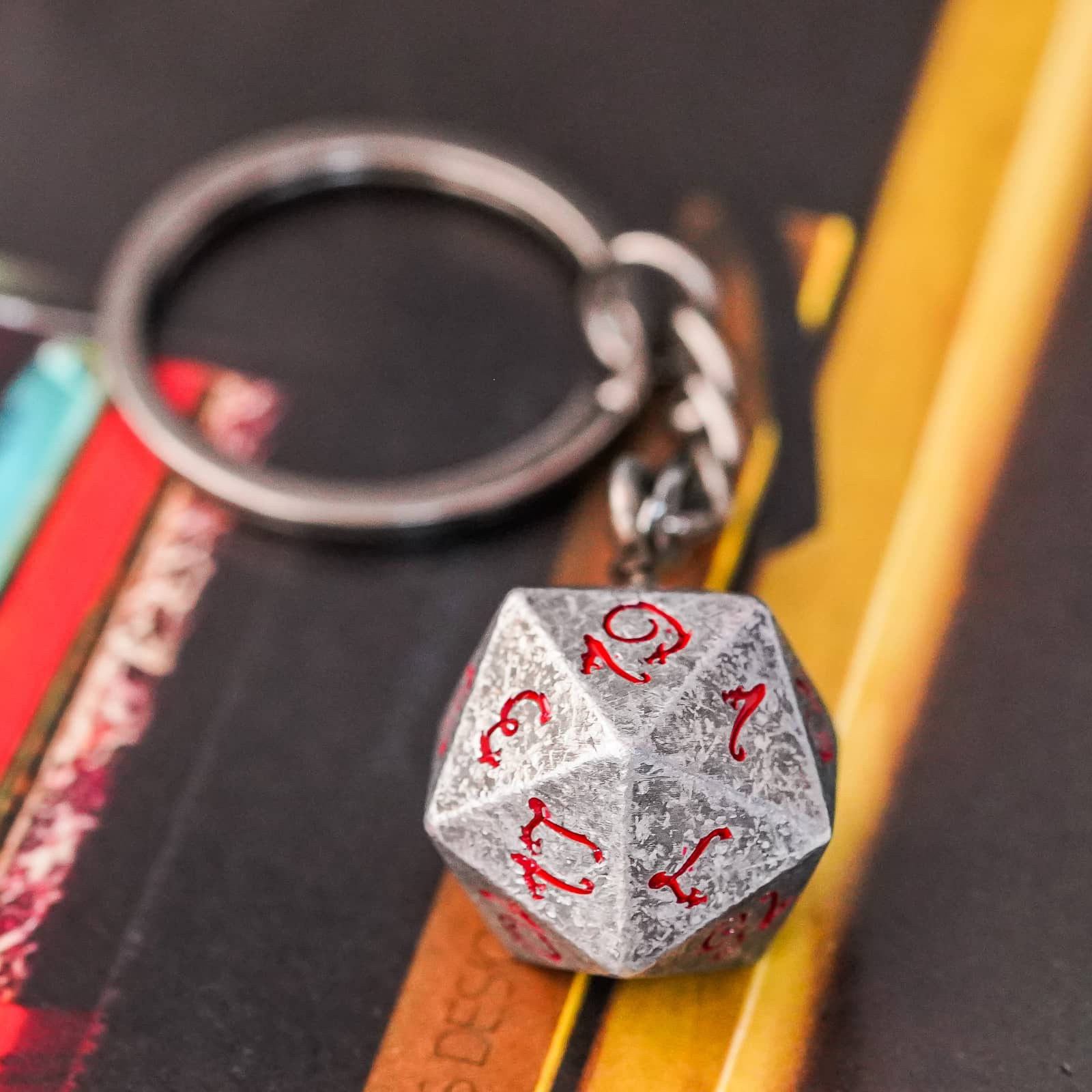 Removable Metal D20 Keychain