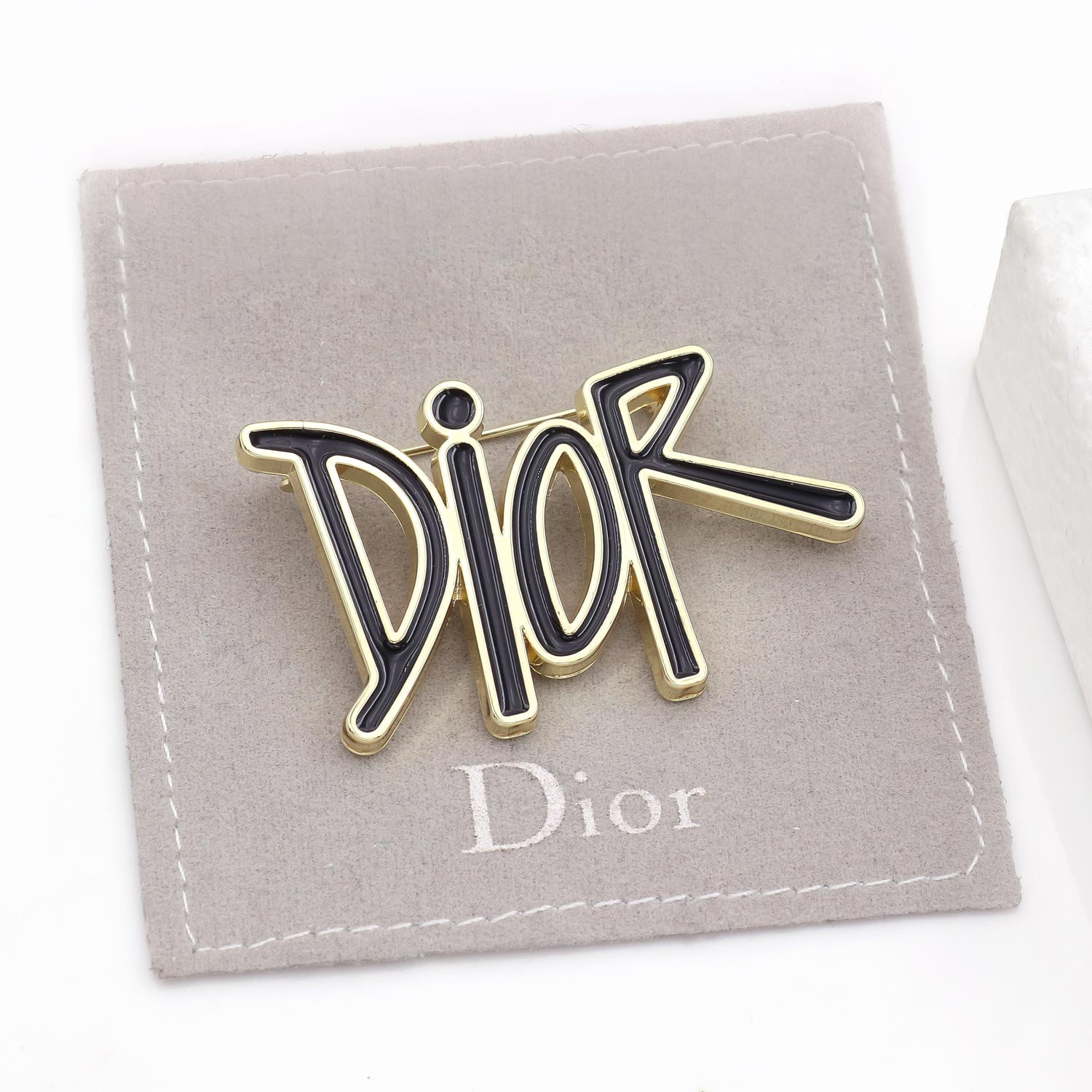 14K Color Brass Brooch (Laton Broche) - JP30O