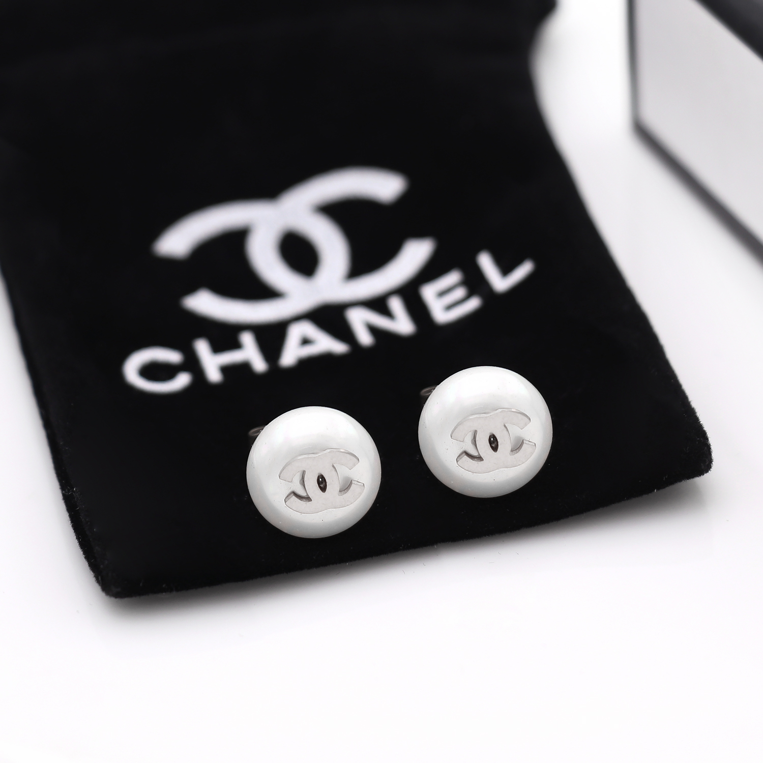 E1001A