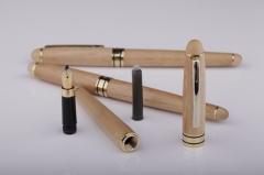 Elegant Wood Fountain Pen