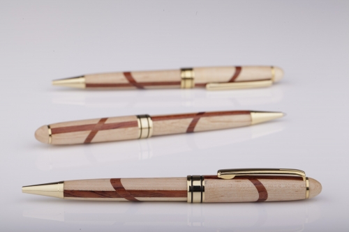 Elegant Wood Pen