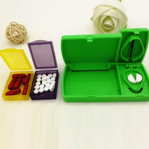 Pill Organizer with Cutter