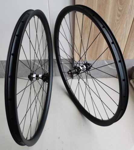 [CBGA29XC36SL] Carbonbeam 36mm width 30mm depth internal 30mm DT240S DT350S Carbon Mountain Bike 29er Carbon wheels Hookless Tubeless bicycle mtb whee