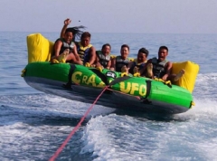 6 Riders Inflatable Towable Bandwagon Boat