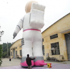 10m Inflatable Astronaut