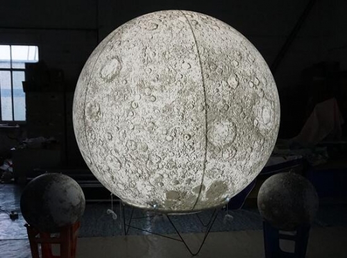 Inflatable Moon Balloon with Light