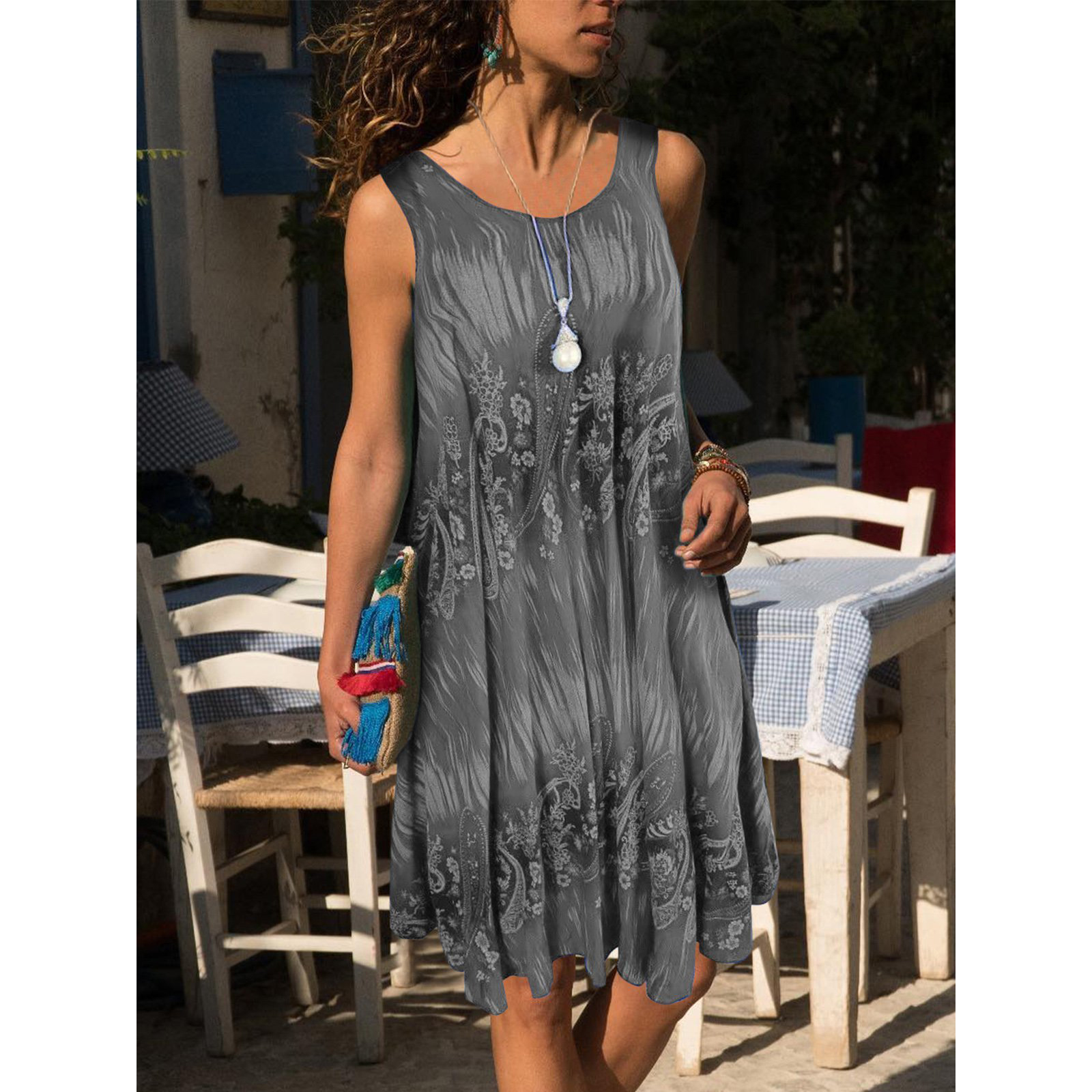 Sleeveless Knee Length Printed Shift Dress,