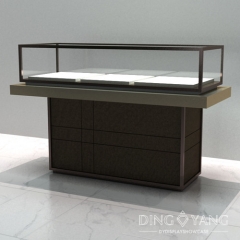 Upscale Counter Design For Jewellery Shop