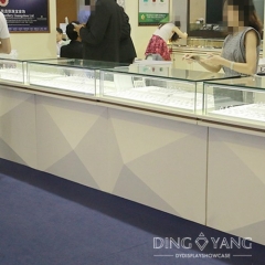 Manufacturer Glass Jewelry Showcase 