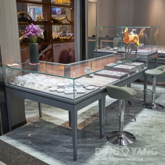 Reliable Quality Jewellery Store Counter