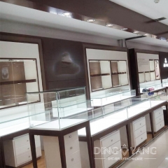 Frameless White Jewelry Display Counter