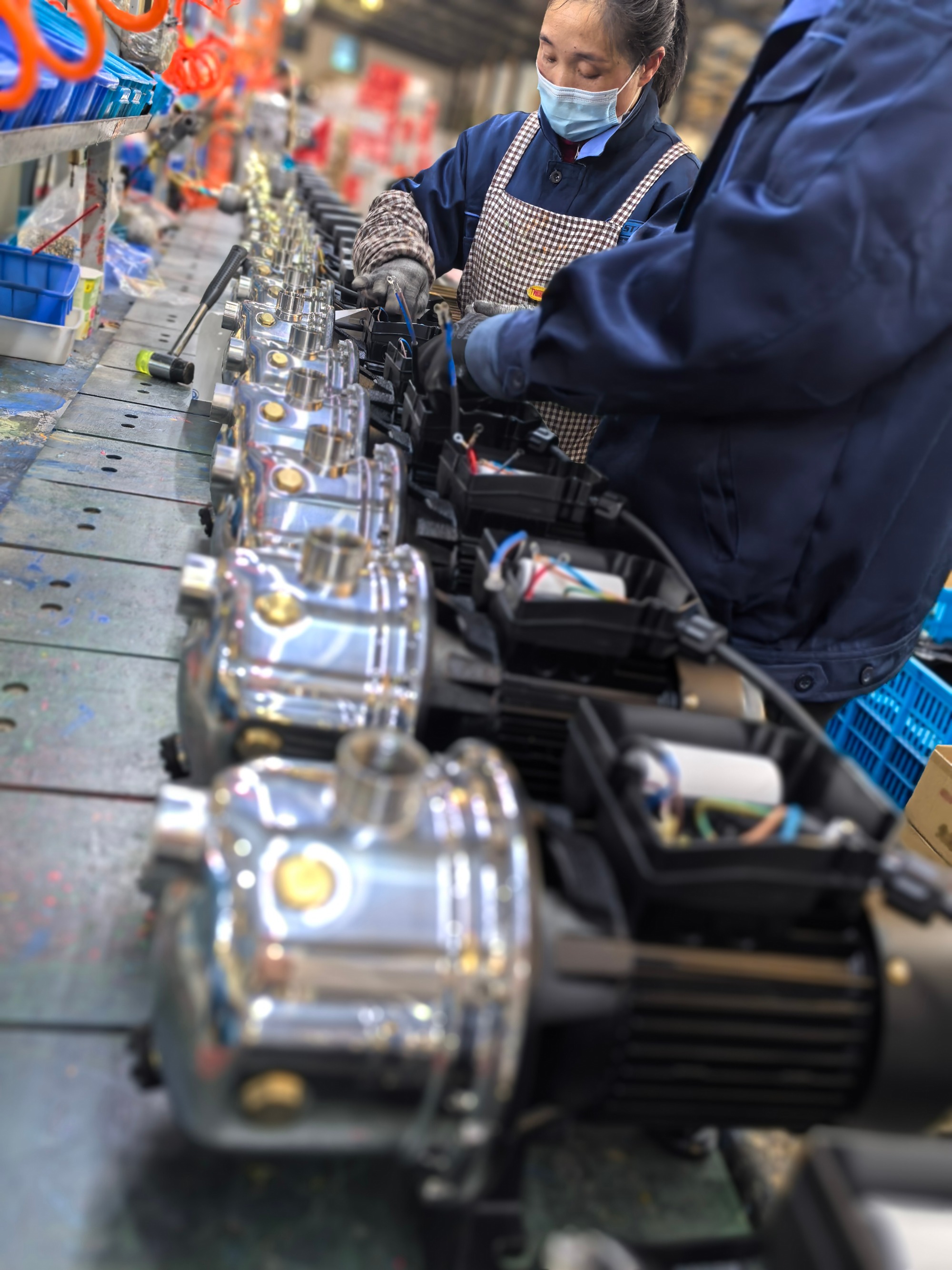 Can a water pump run continuously without damage?