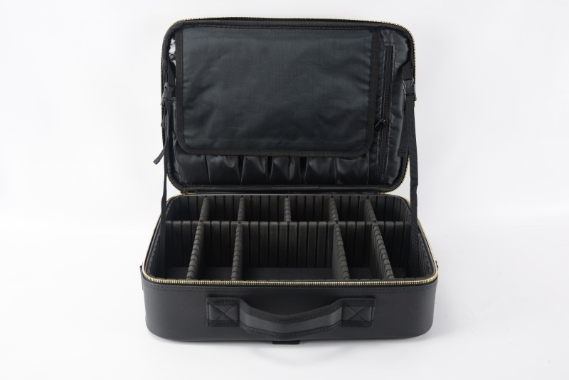 PU Pro makeup case white and black for artists