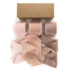 Wholesale Custom Personalized Classic Linen Christmas Tree Gift Themed Ribbon Wired Pre-made Bow for Party Decor