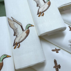 Wholesale Custom Bird Embroidered Linen Dinner White Logo For Wedding Cloth Dinner 100% Linen Napkins