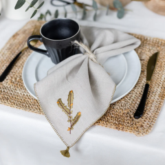 Factory supply directly high quality wedding gift custom monogrammed embroidered 100% linen hemstitch napkins for dinner