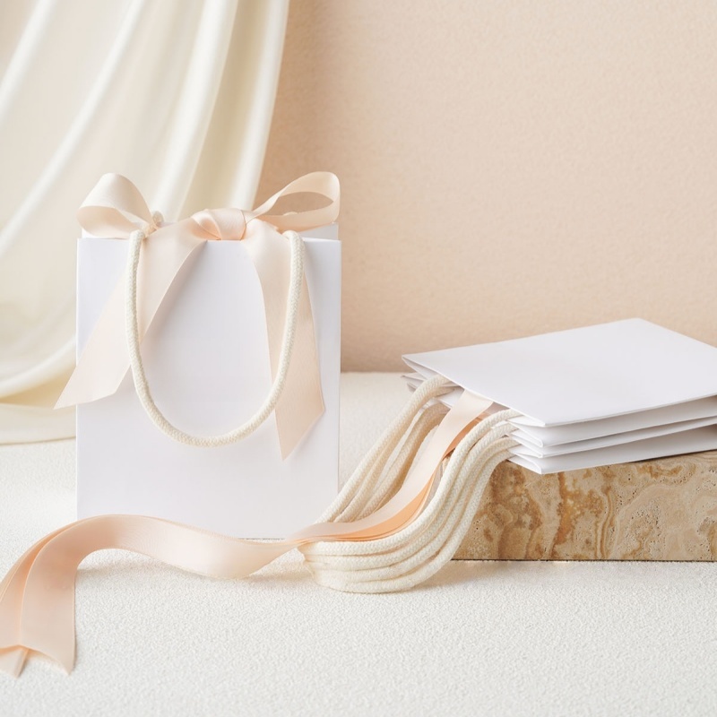 15.5x7.5x13.5cm Ribbon White Bag 250gsm Bow Tie Jelewery Paper Gift Bag