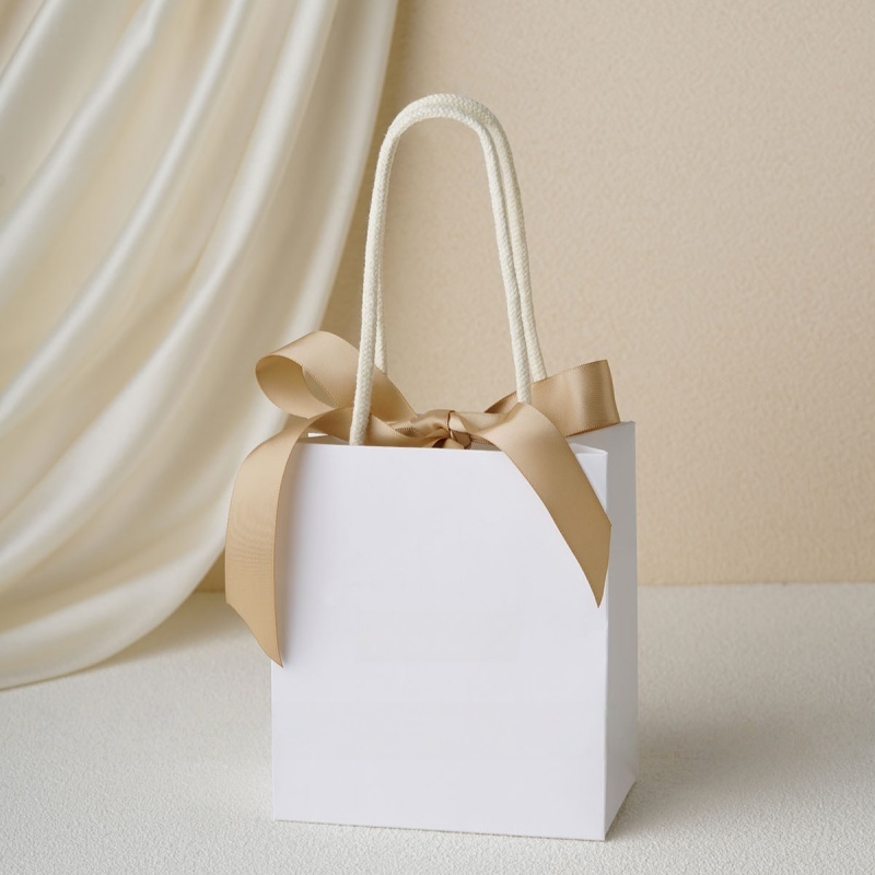 15.5x7.5x13.5cm Ribbon White Bag 250gsm Bow Tie Jelewery Paper Gift Bag
