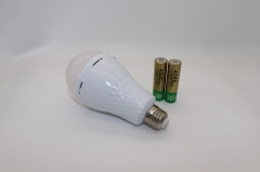 Led Dual battery emergency bulb XK-8920