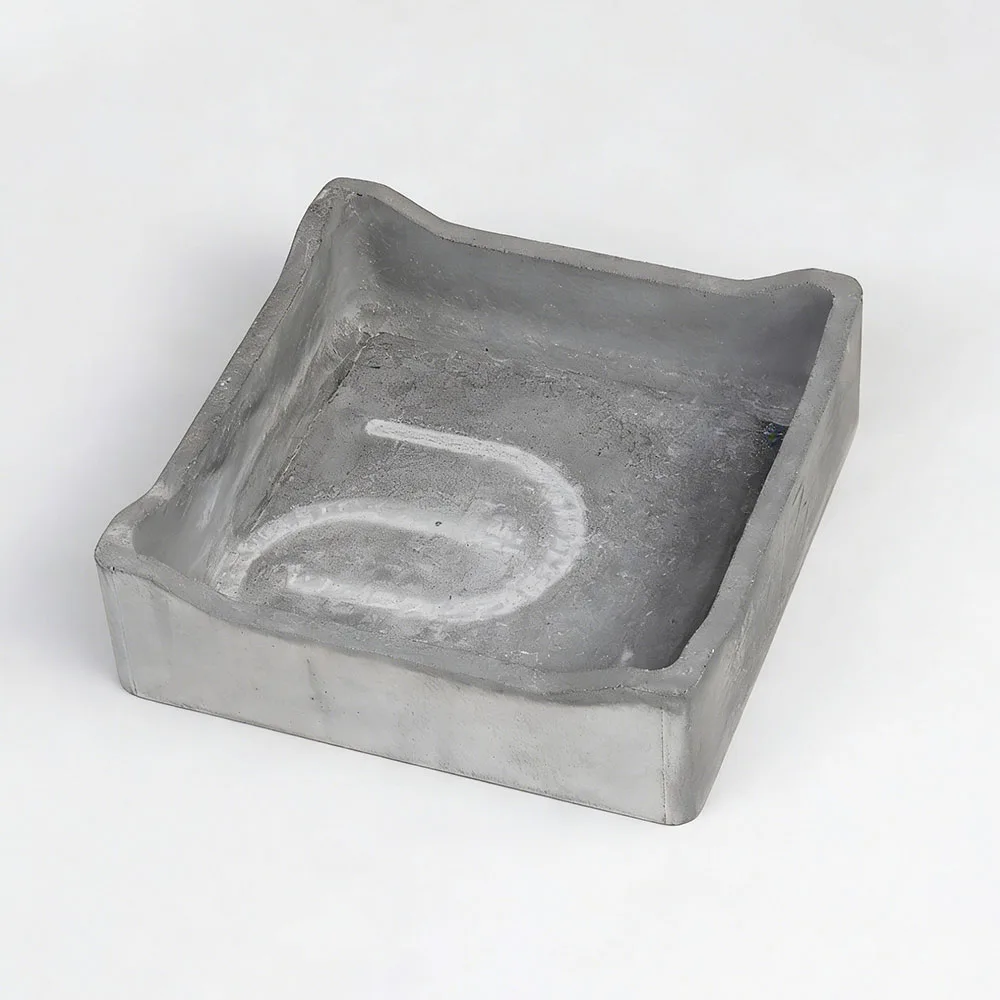 Silicon Nitride-Bonded Silicon Carbide Crucible with Nano Boron Nitride Coating