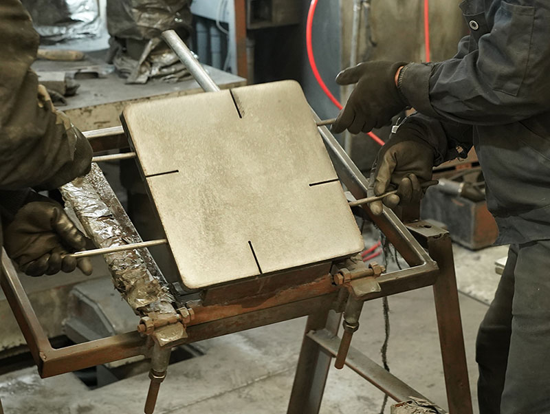 Production Process of Silicon Carbide Bonded Silicon Nitride Ceramic Plate