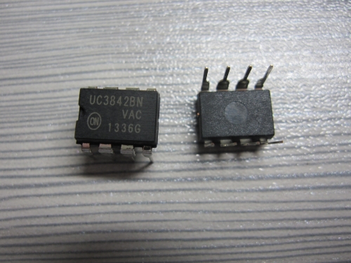 IC UC3842BN