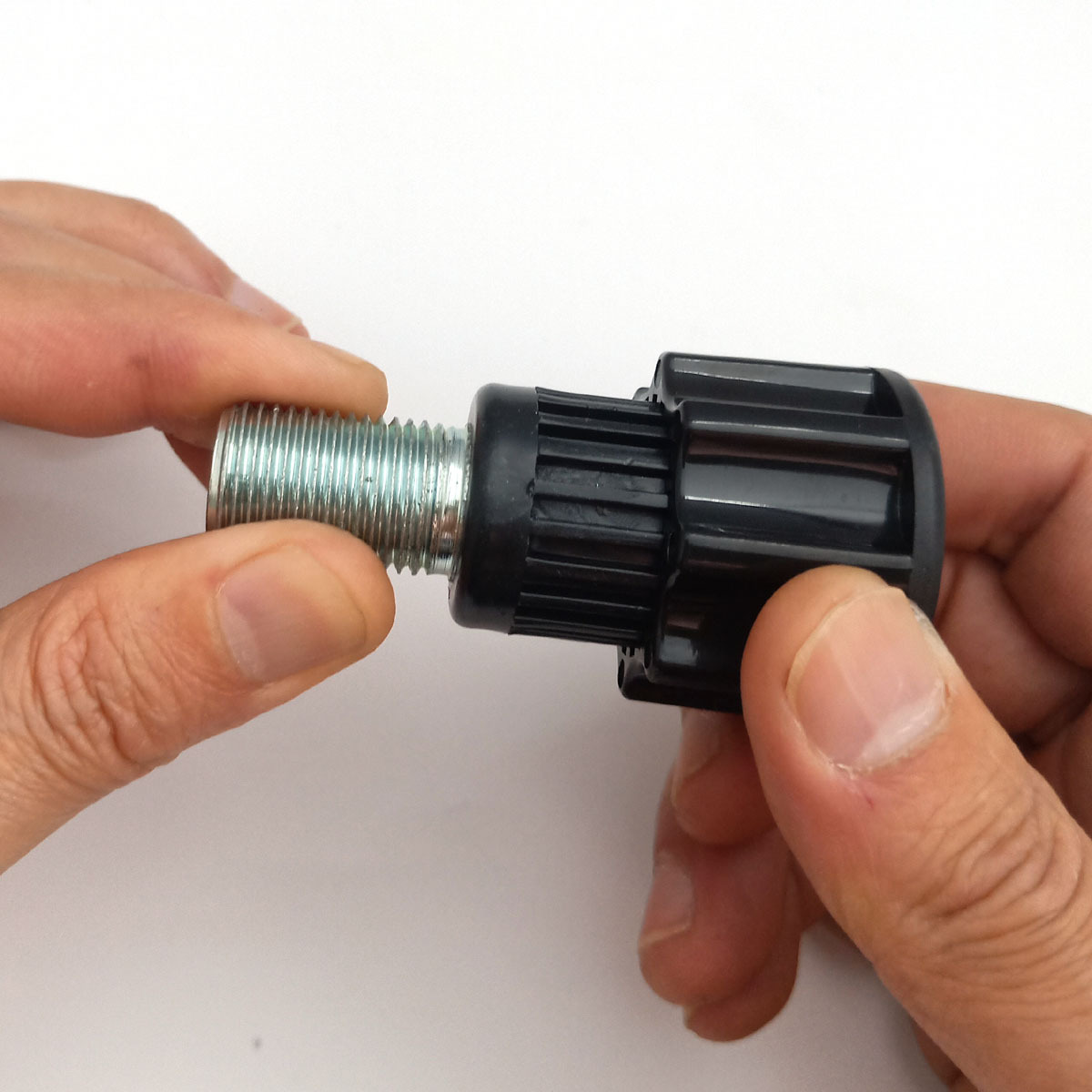 5/16" *M16 Thread Release Pop Pin Knob,Black #7670-B