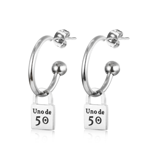 Uno de 50 Boucles d'oreilles