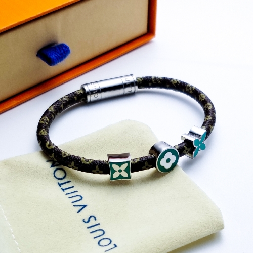 LV bracelet   BB-625S