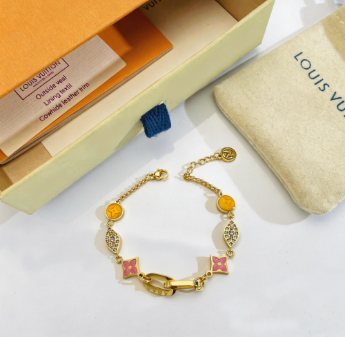LV bracelet  LVBB-012G
