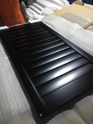 2021 Popular Black wooden white louver plantation shutters for window and door