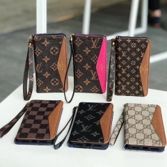 人気手帳型 lv iphone xr/xs max携帯ケースルイヴィドンアイフォン11/11 pro maxカバー gucci iphone xs/xr/11 proケース ブランド グッチ iphone 11/11 pro maxケース カード入れ ストラップ付き