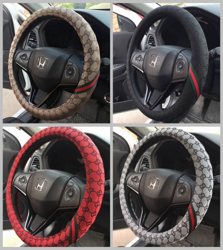 グッチ ハンドル カバー GUCCI グッチ ハンドルカバー ステアリングカバー ブランド GUCCI 車