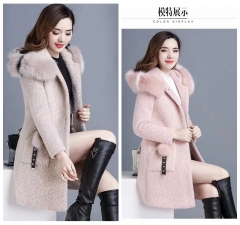 Beautiful jacket Insulation Hat with casual clothes Fashion